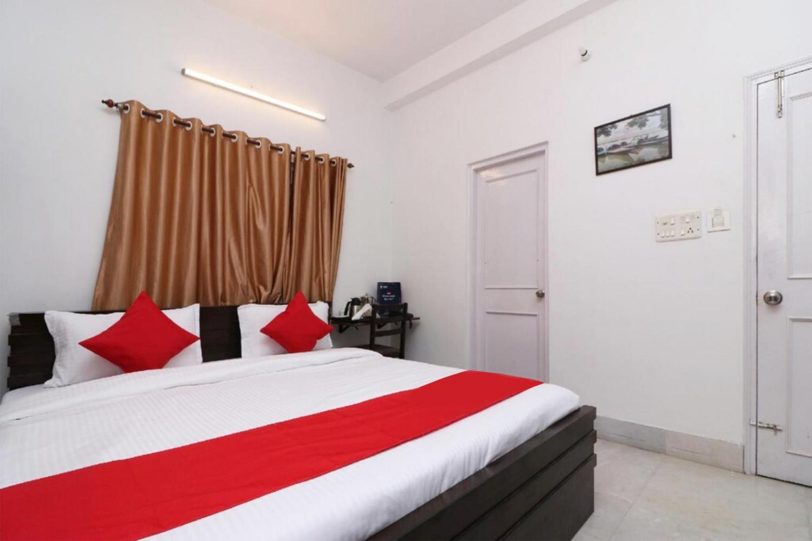 Goroomgo Hotel Manurama Ruby Calcutta Exterior foto